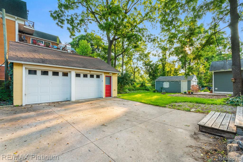 124 E SUMMIT Street, Ann Arbor, MI 48104 — Photo 31