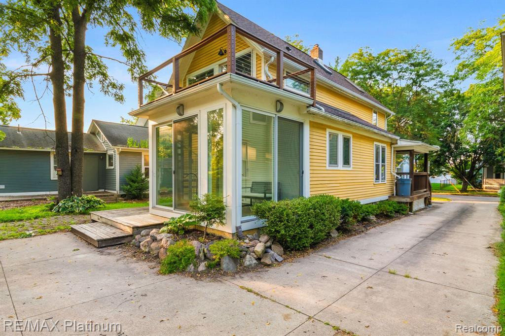 124 E SUMMIT Street, Ann Arbor, MI 48104 — Photo 32