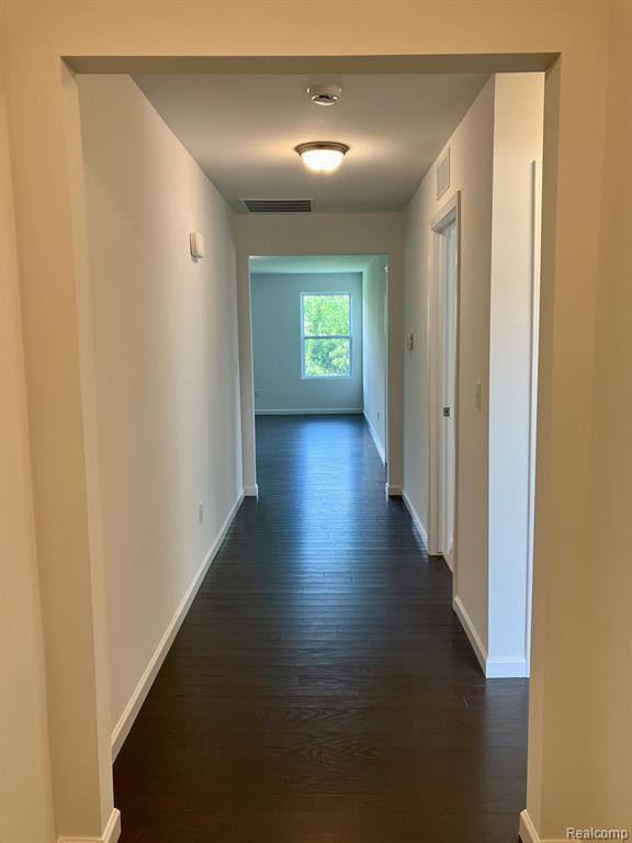 10181 SWAN LAKE Circle, 36, Ypsilanti, MI 48197 — Photo 5