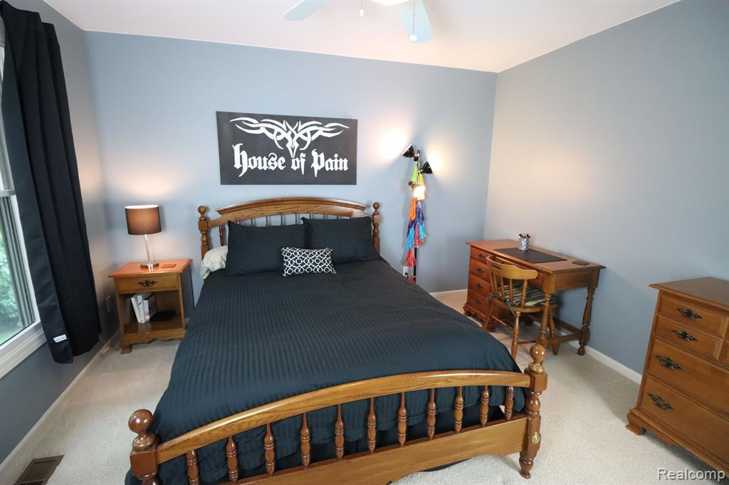 9441 Fair Oaks Drive, Goodrich Vlg, MI — Photo 16