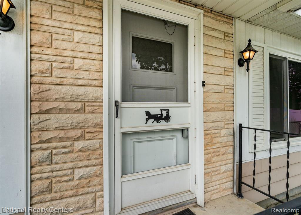 50 MECHANIC Street, Oxford, MI 48371 — Photo 4