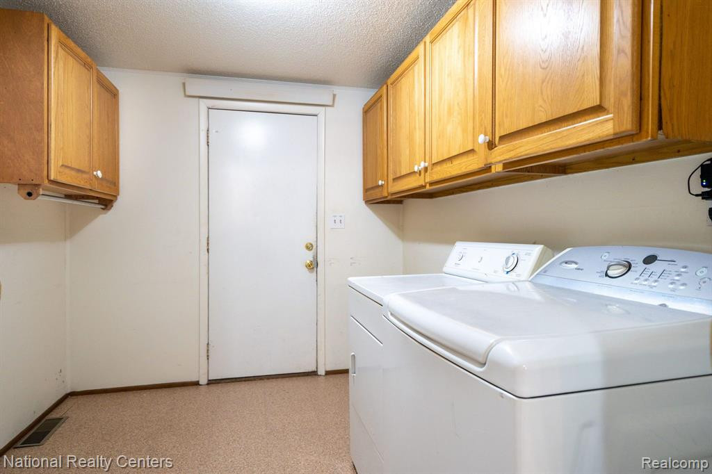 50 MECHANIC Street, Oxford, MI 48371 — Photo 14