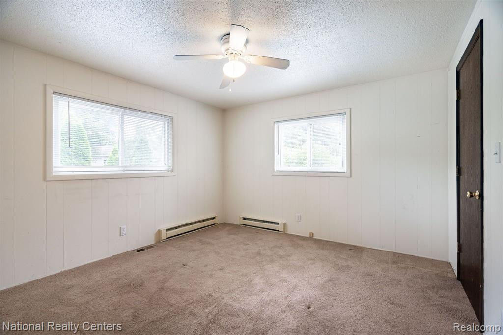 50 MECHANIC Street, Oxford, MI 48371 — Photo 15