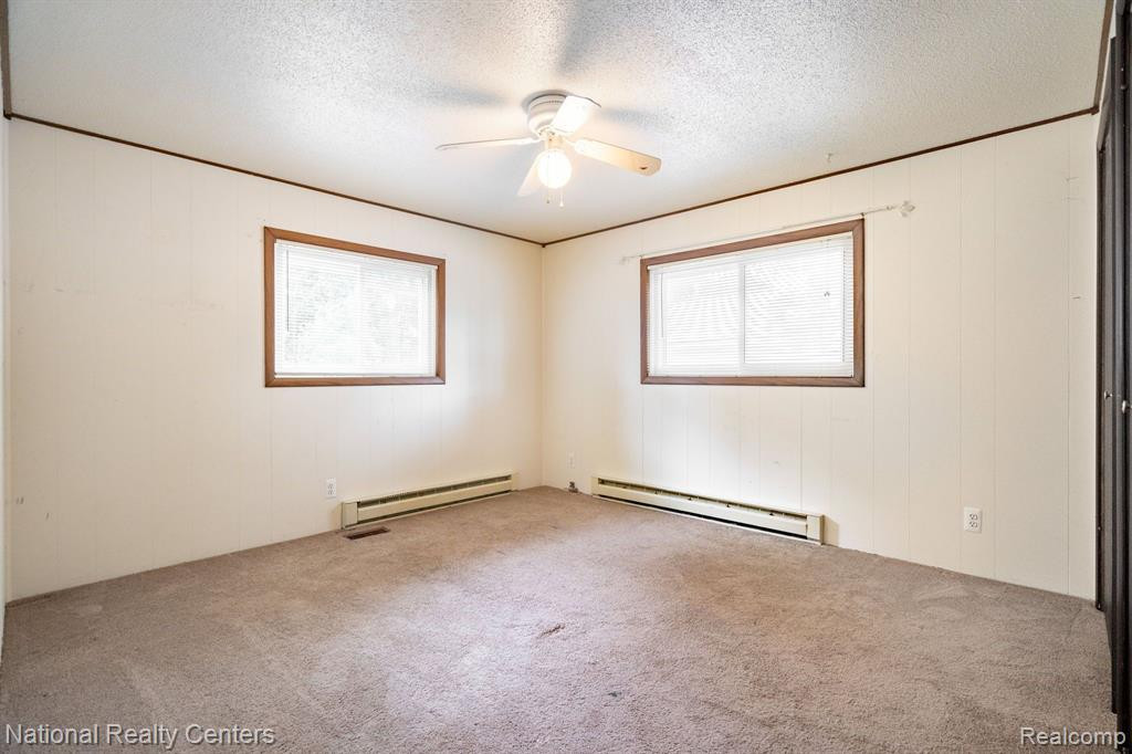 50 MECHANIC Street, Oxford, MI 48371 — Photo 18