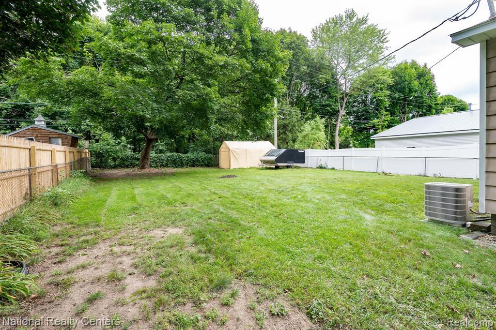 50 MECHANIC Street, Oxford, MI 48371 — Photo 23
