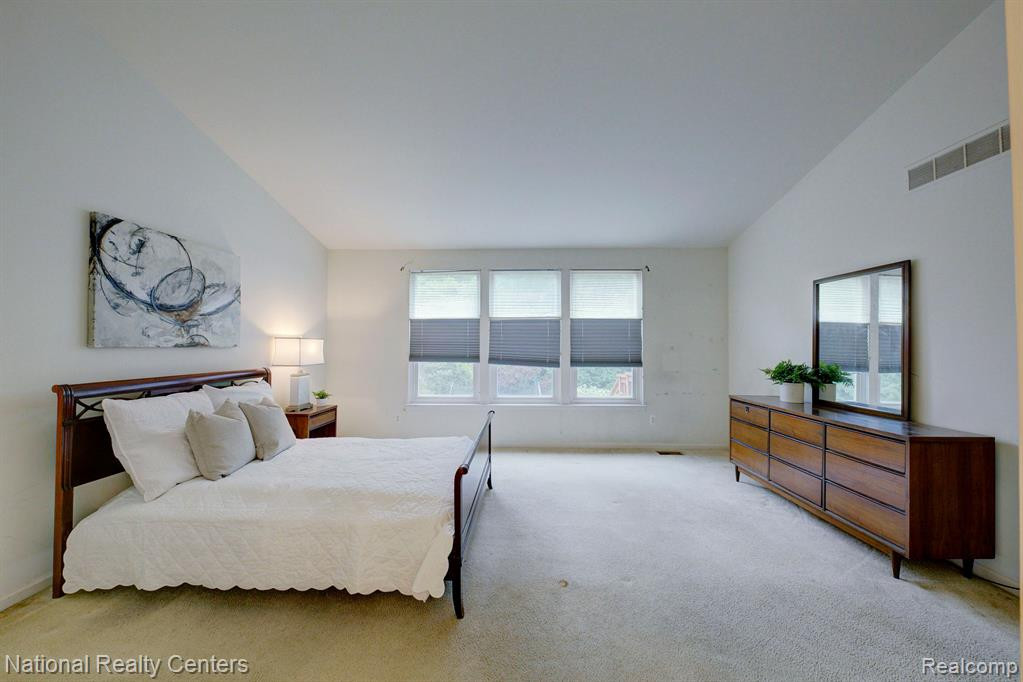 6331 CREEKSIDE Circle, Ypsilanti, MI 48197 — Photo 10