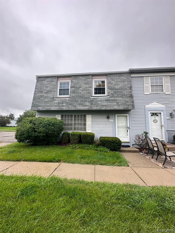 177 NEPTUNE Drive, Walled Lake, MI 48390 — Photo 2