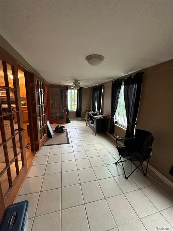 177 NEPTUNE Drive, Walled Lake, MI 48390 — Photo 14