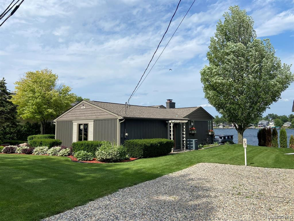 75 CRESCENT Avenue, Lake Orion, MI 48362 — Photo 7