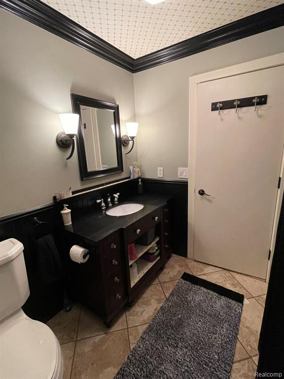 75 CRESCENT Avenue, Lake Orion, MI 48362 — Photo 24