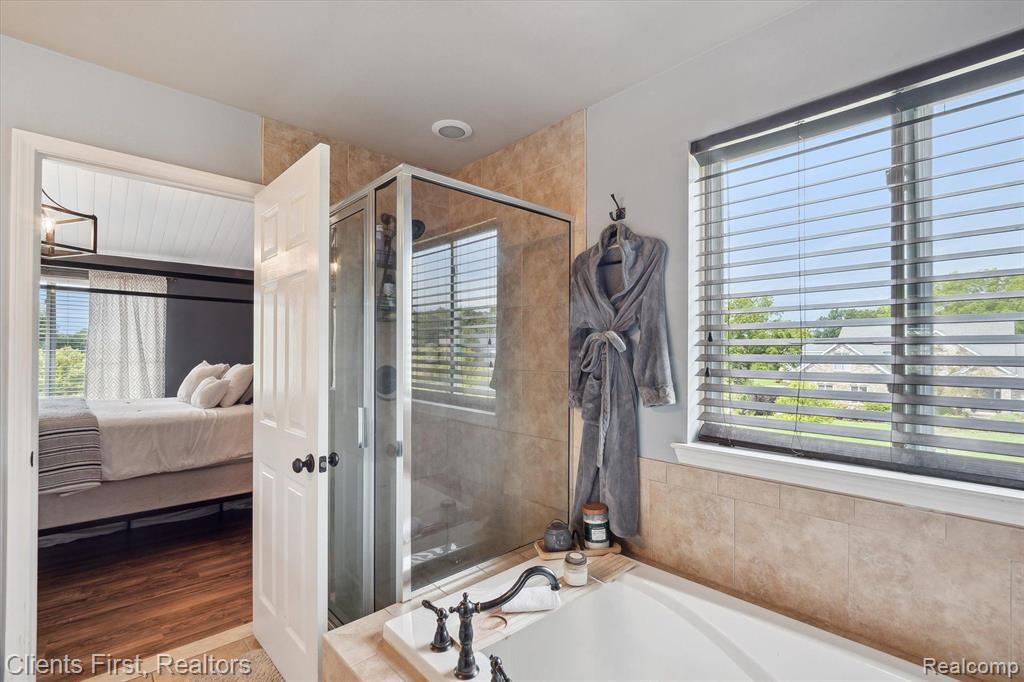 20983 OAK TREE DRIVE Drive, South Lyon, MI 48178 — Photo 25