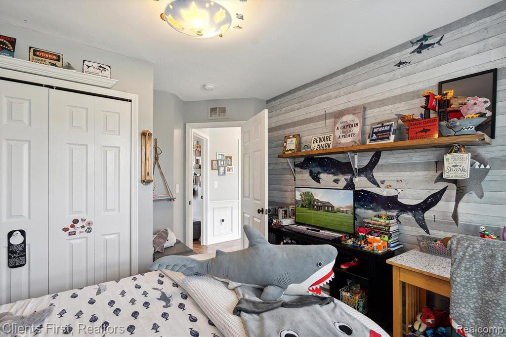 20983 OAK TREE DRIVE Drive, South Lyon, MI 48178 — Photo 34