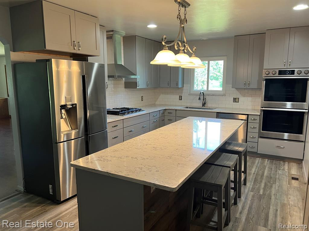 2394 PALMS Road, Columbus, MI — Photo 7