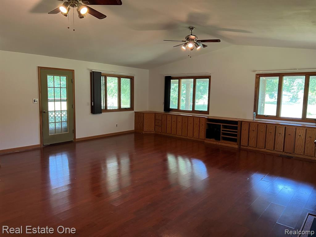 2394 PALMS Road, Columbus, MI — Photo 16