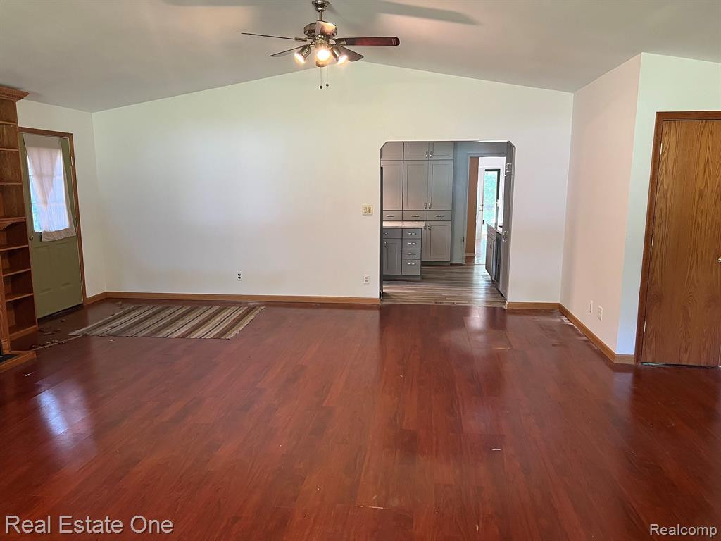 2394 PALMS Road, Columbus, MI — Photo 18
