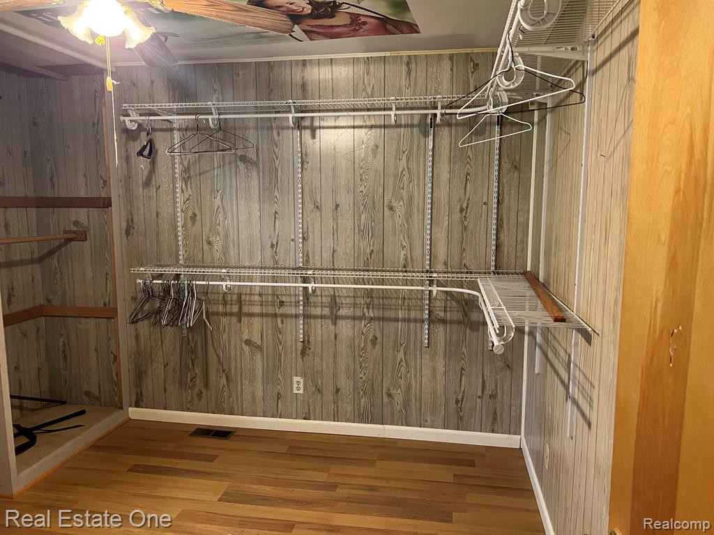 2394 PALMS Road, Columbus, MI — Photo 34