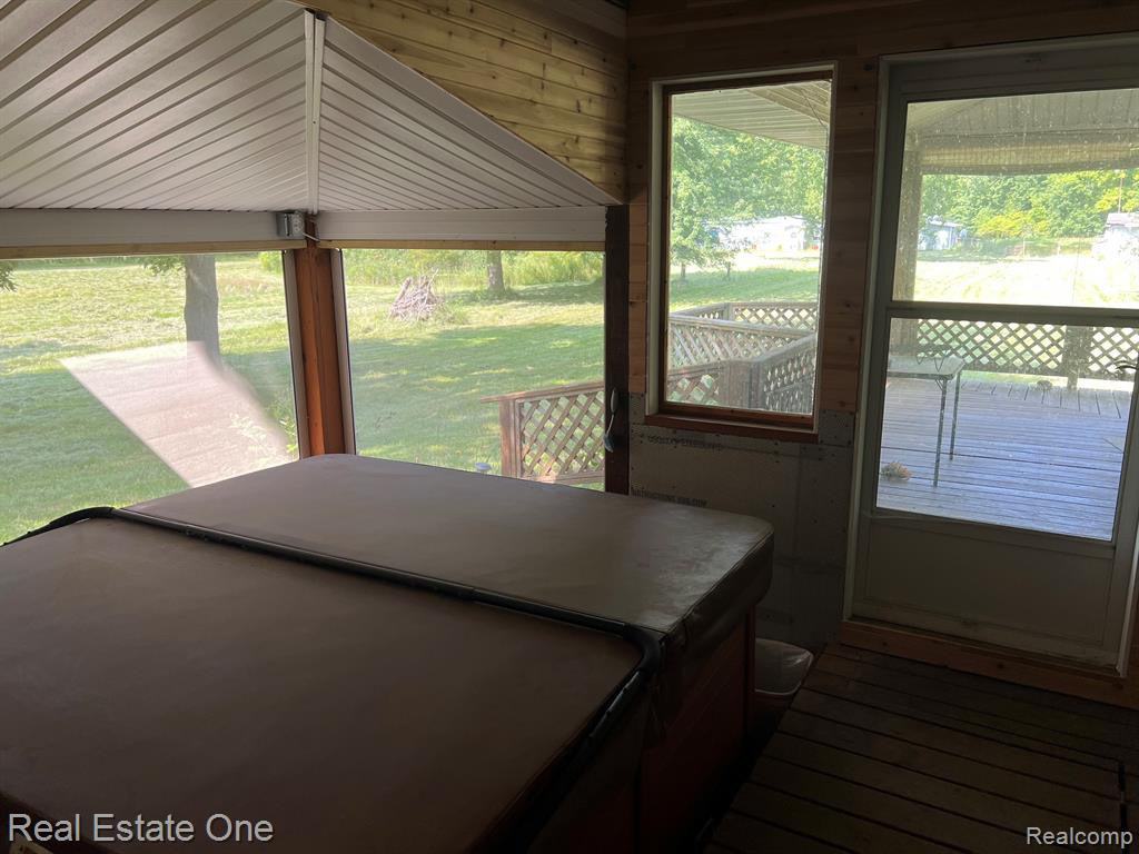 2394 PALMS Road, Columbus, MI — Photo 35