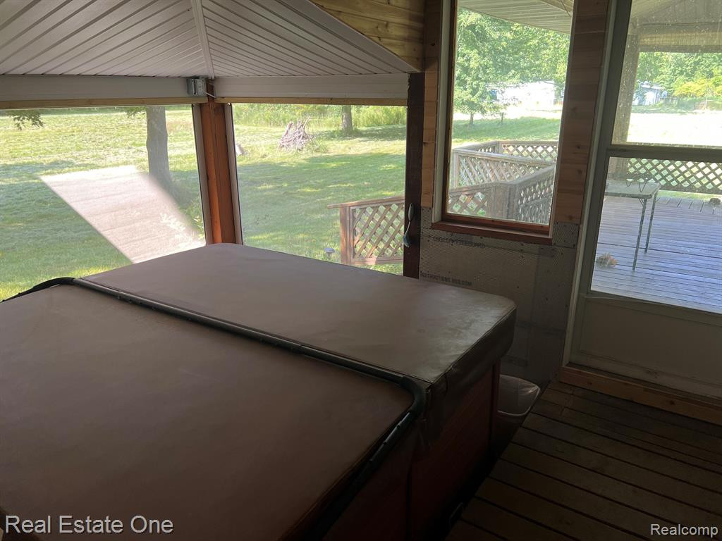 2394 PALMS Road, Columbus, MI — Photo 37