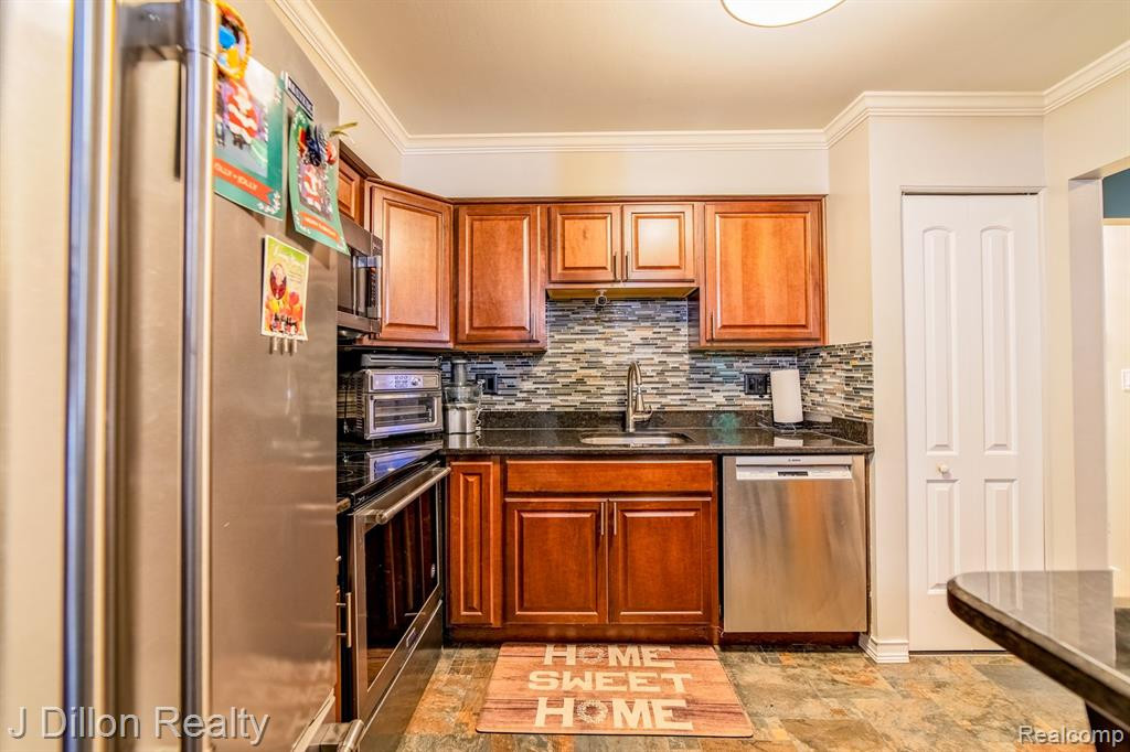 7630 WOODVIEW Street, 2, Westland, MI — Photo 10