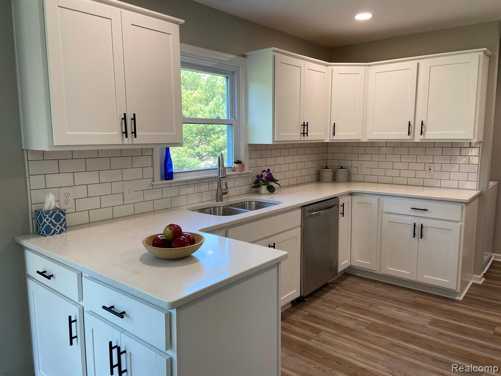 4869 HEMLOCK Lane, Cass City, MI 48726 — Photo 7