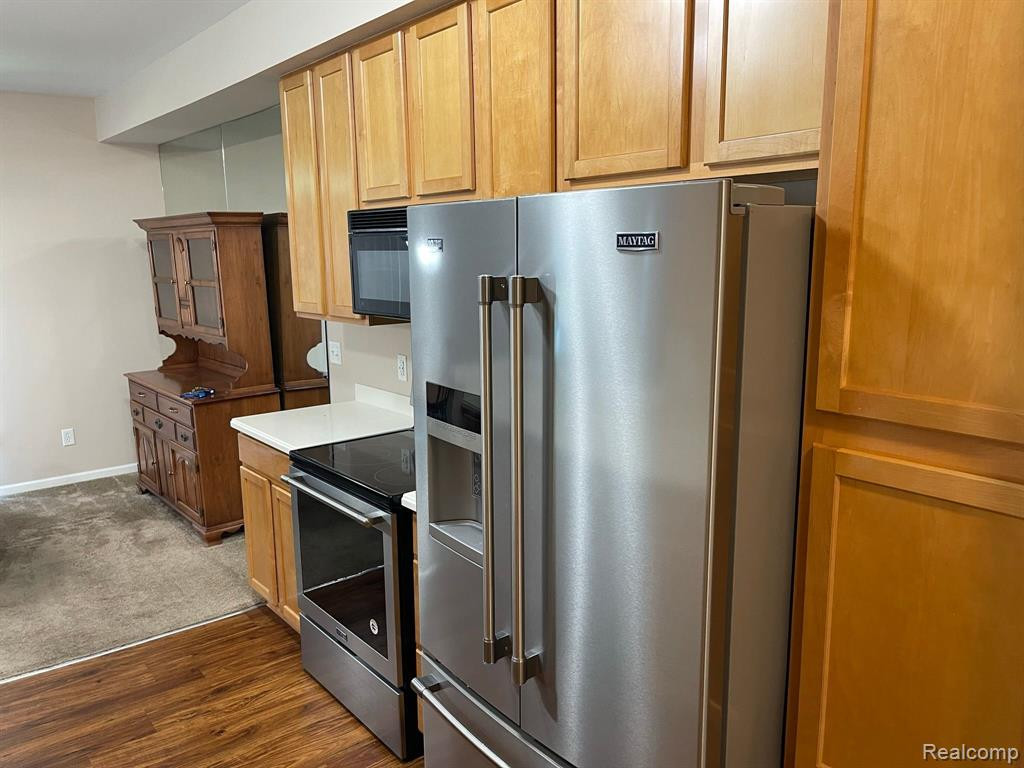 2354 Pinecroft Drive, Canton, MI 48188 — Photo 12