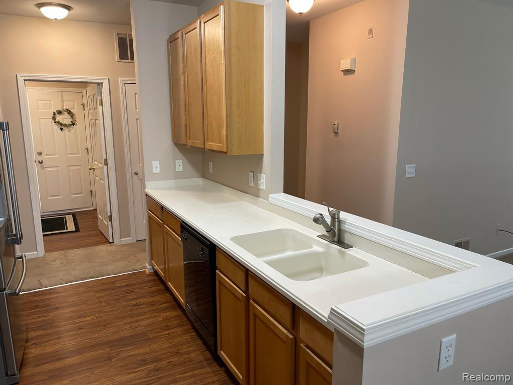 2354 Pinecroft Drive, Canton, MI 48188 — Photo 14