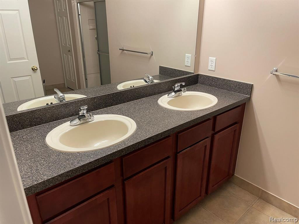 2354 Pinecroft Drive, Canton, MI 48188 — Photo 29