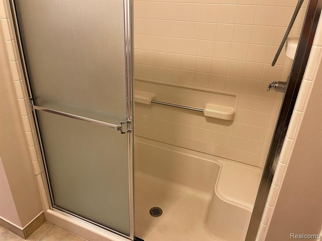 2354 Pinecroft Drive, Canton, MI 48188 — Photo 30