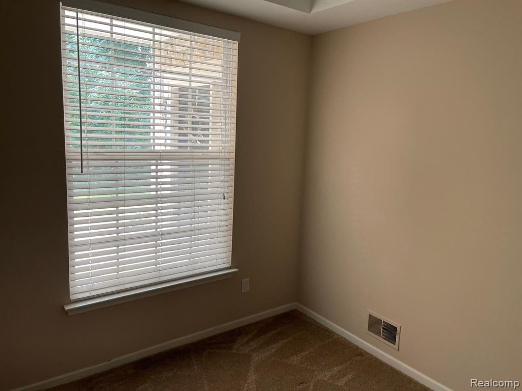 2354 Pinecroft Drive, Canton, MI 48188 — Photo 32