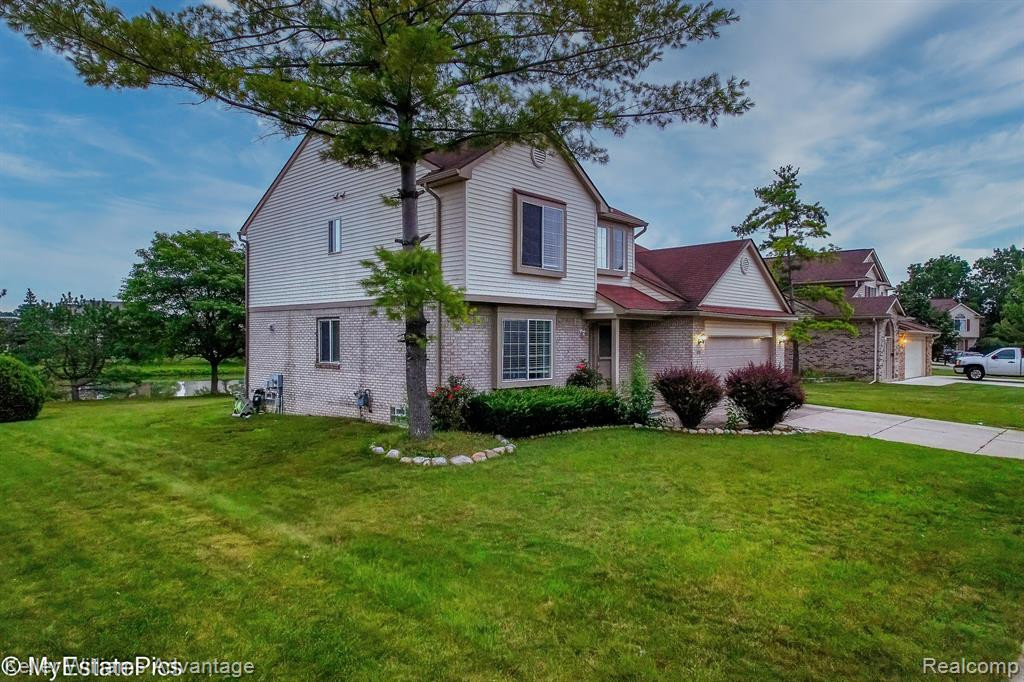 829 WESTFIELD, Canton, MI 48188 — Photo 2