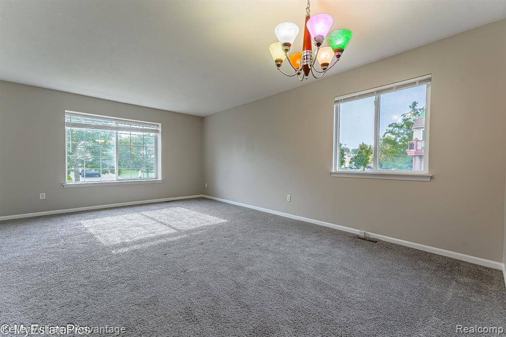 829 WESTFIELD, Canton, MI 48188 — Photo 9