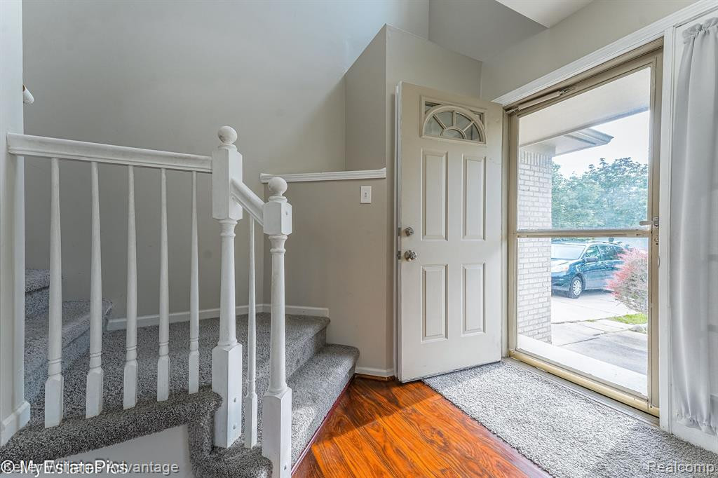 829 WESTFIELD, Canton, MI 48188 — Photo 11