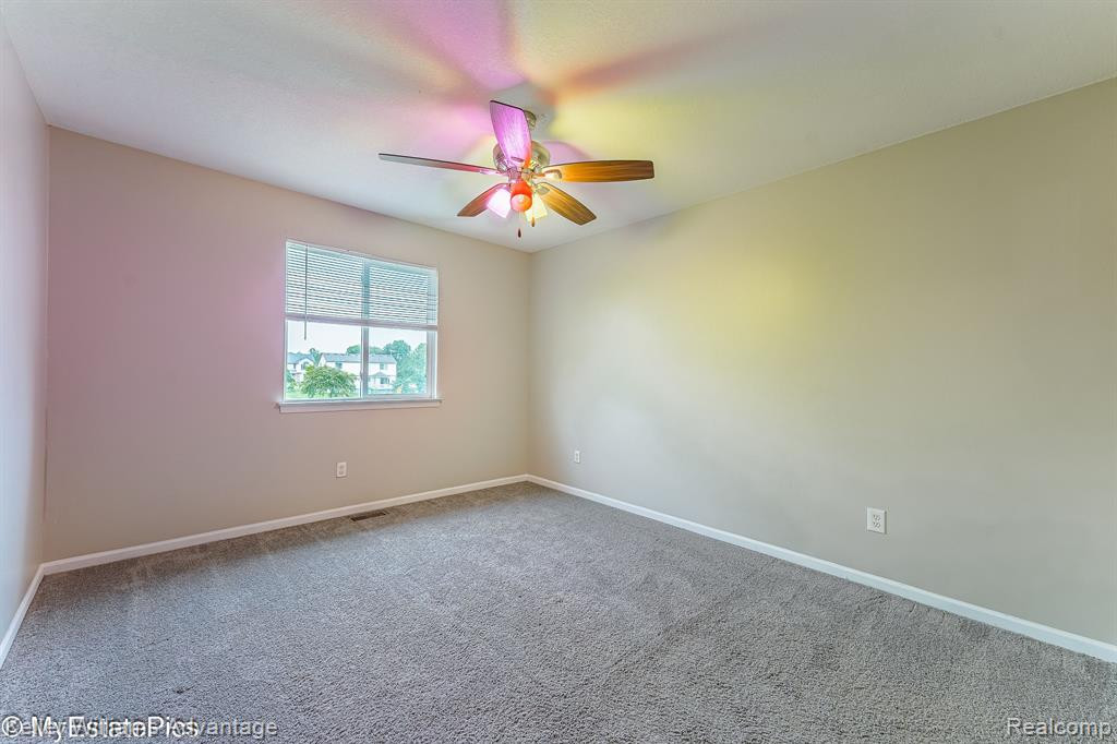 829 WESTFIELD, Canton, MI 48188 — Photo 34