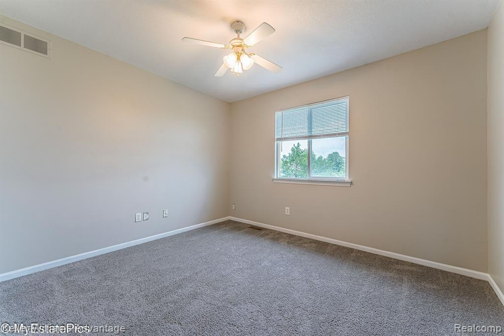 829 WESTFIELD, Canton, MI 48188 — Photo 36