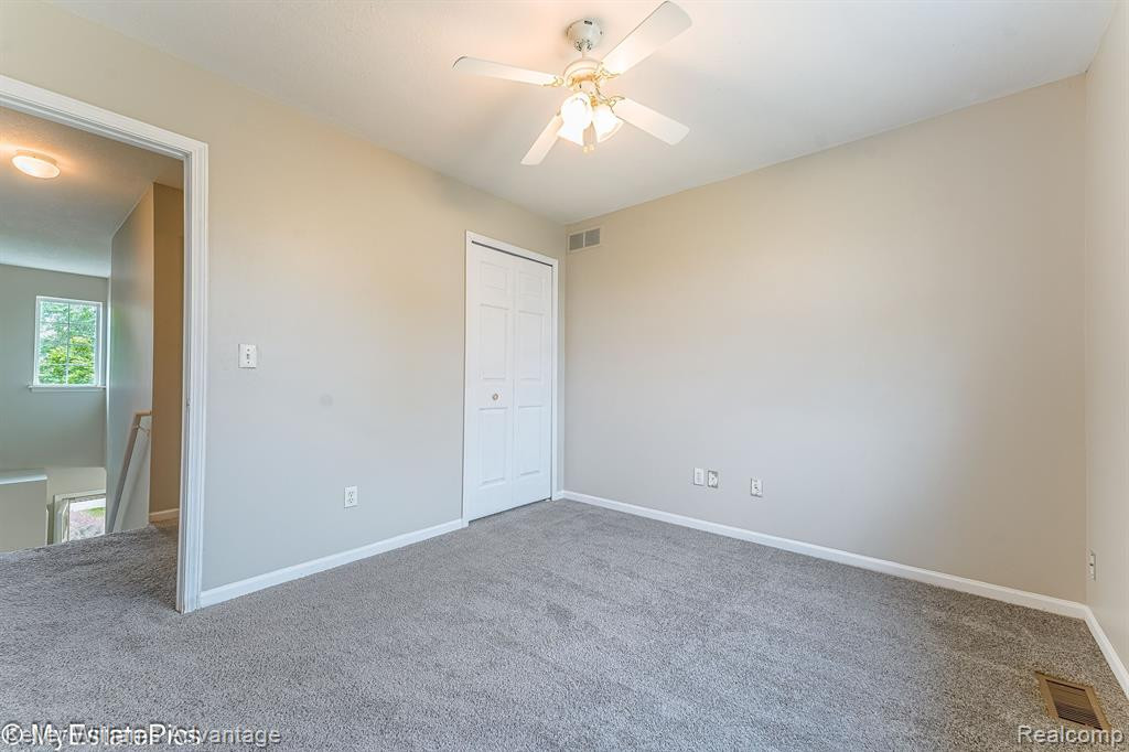 829 WESTFIELD, Canton, MI 48188 — Photo 37