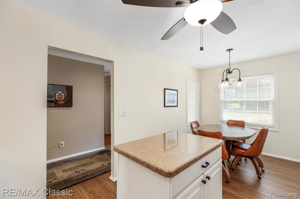 43490 ALGONQUIN Drive, Novi, MI — Photo 11