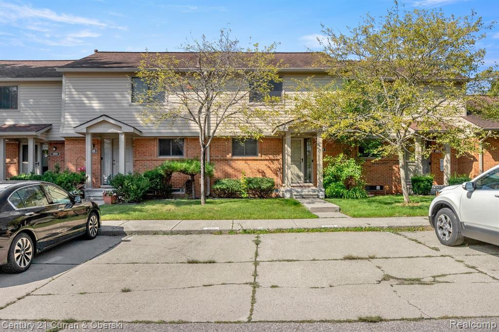 3890 Old Creek Rd, Troy, MI 48084 — Photo 18