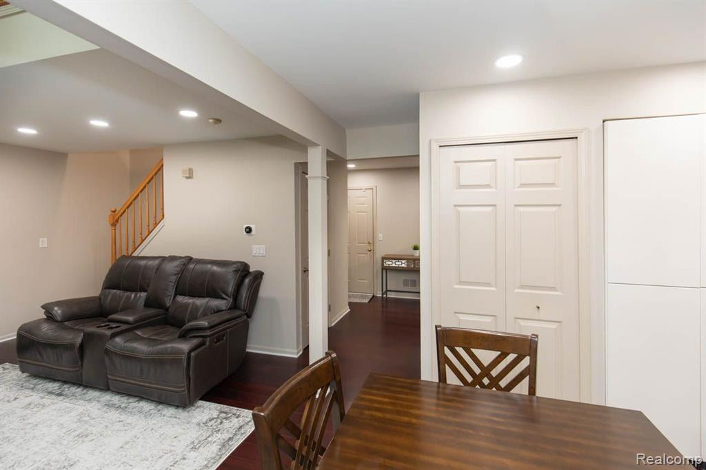 2018 LONE WOLF Lane, Canton, MI 48188 — Photo 14