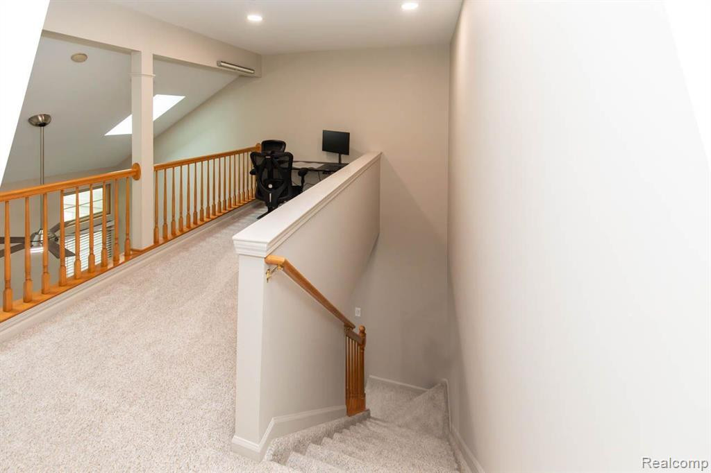 2018 LONE WOLF Lane, Canton, MI 48188 — Photo 27