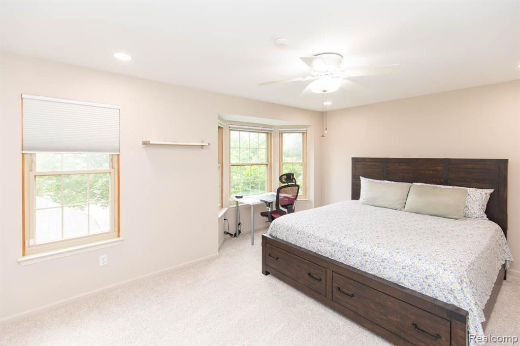 2018 LONE WOLF Lane, Canton, MI 48188 — Photo 29