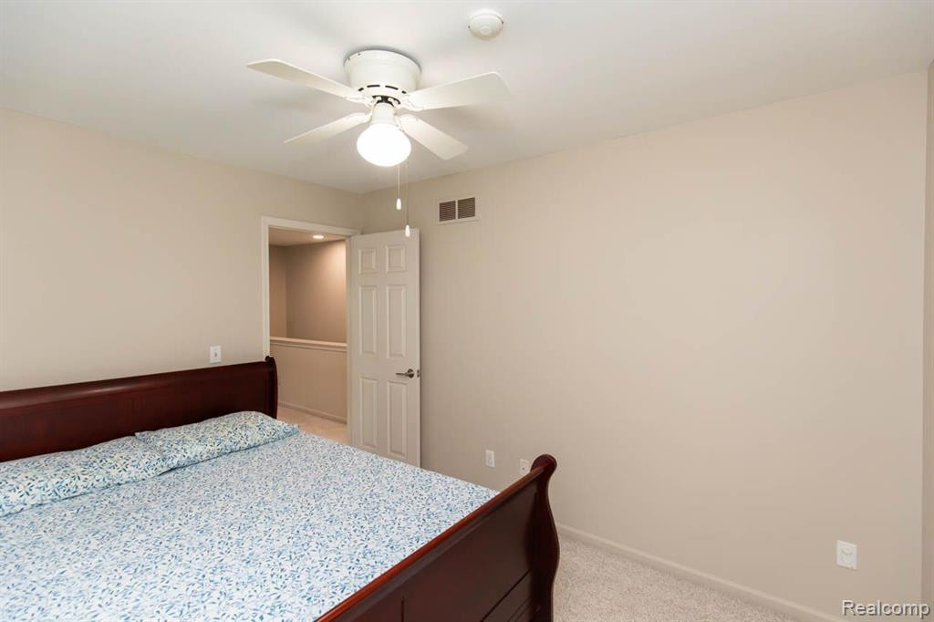 2018 LONE WOLF Lane, Canton, MI 48188 — Photo 35