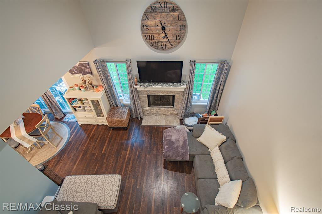 608 WINWOOD Circle, Walled Lake, MI 48390 — Photo 11
