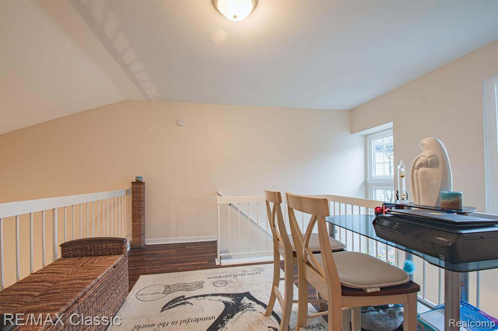 608 WINWOOD Circle, Walled Lake, MI 48390 — Photo 12
