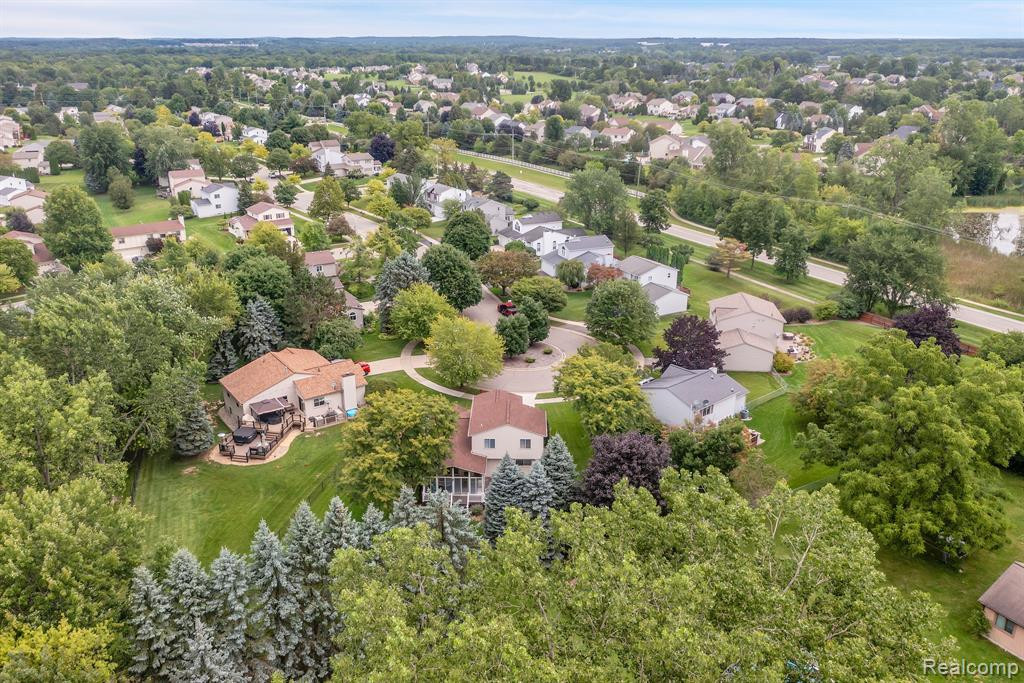 753 STONEY Drive, South Lyon, MI 48178 — Photo 25