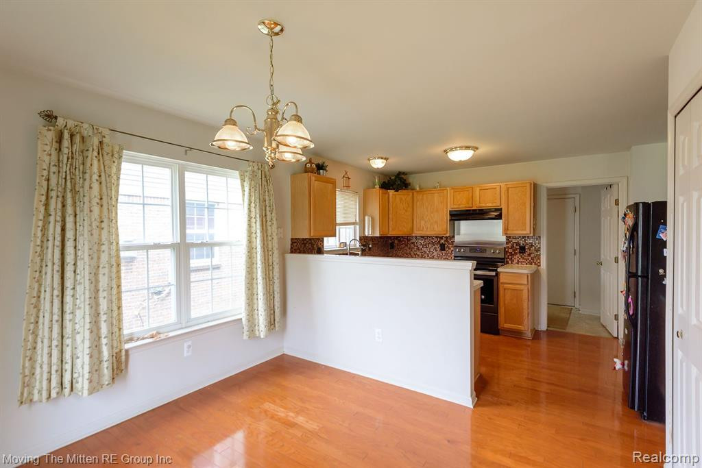 4050 BRIGHTON Lane, Canton, MI 48188 — Photo 8