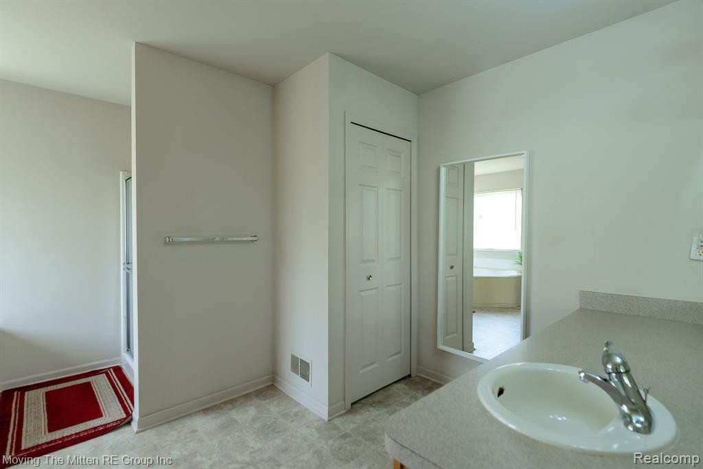 4050 BRIGHTON Lane, Canton, MI 48188 — Photo 24