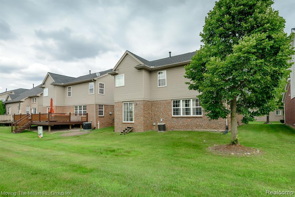 4050 BRIGHTON Lane, Canton, MI 48188 — Photo 41