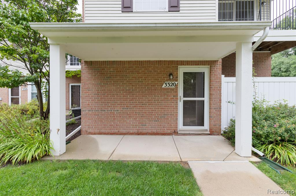 3320 KNEELAND Circle, Howell, MI 48843 — front exterior