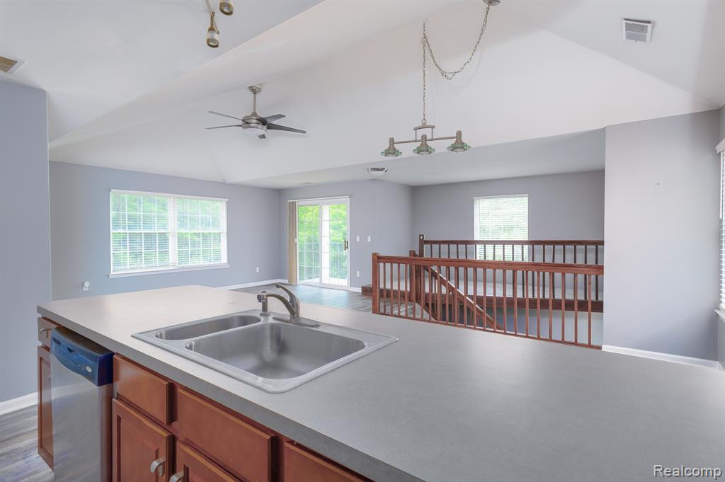 3320 KNEELAND Circle, Howell, MI 48843 — Photo 3