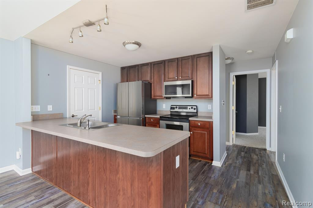 3320 KNEELAND Circle, Howell, MI 48843 — Photo 7